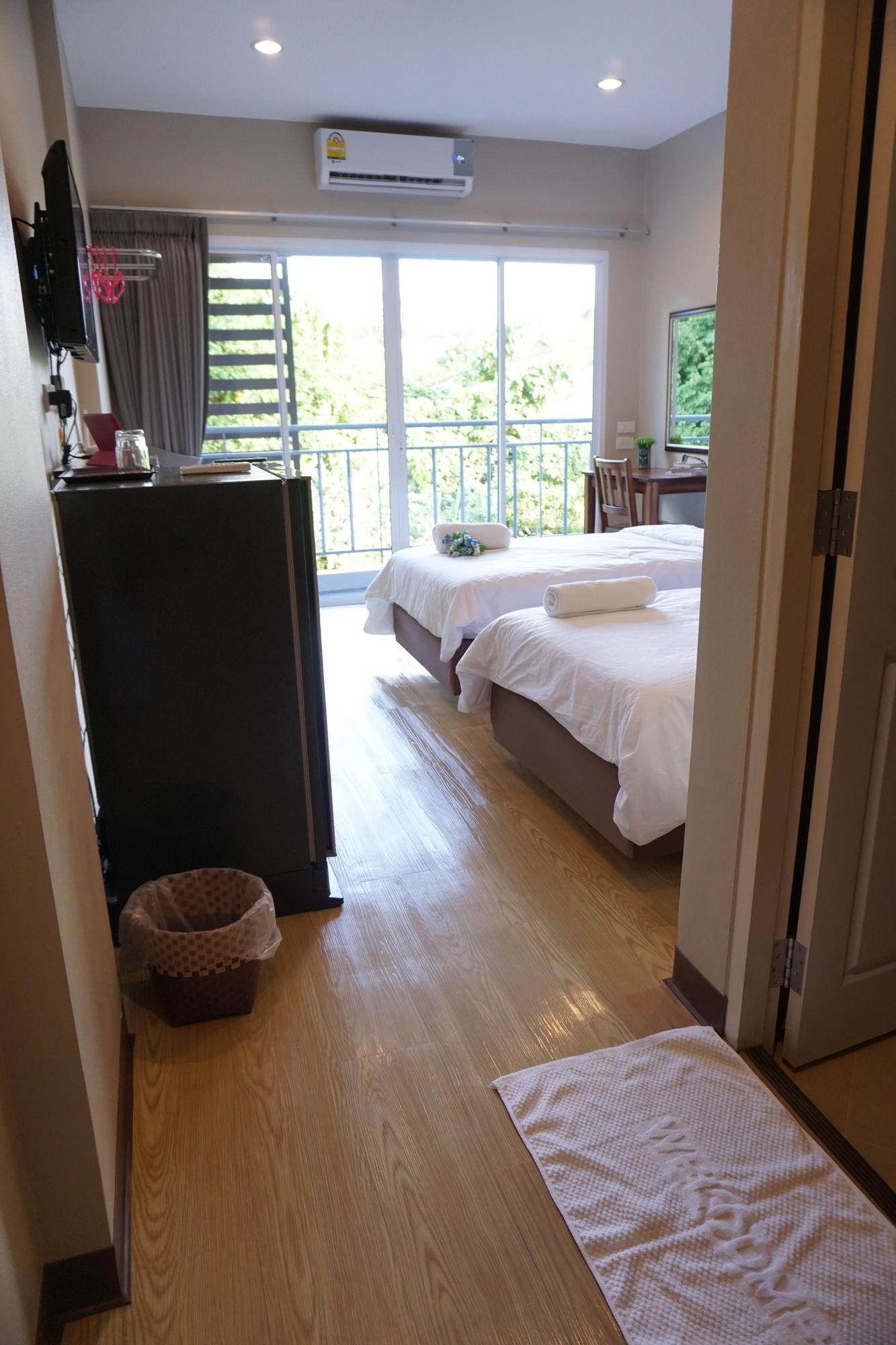 Chompu Nakarin Apartment Trang Exterior photo